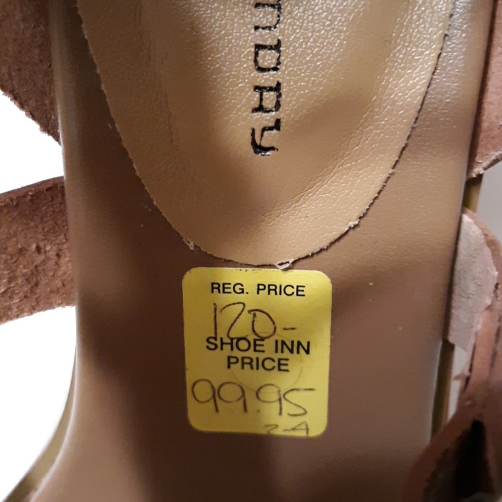Gladiator sandals, NWOT Chinese Laundry, size 7.5 - Picture 8 of 8